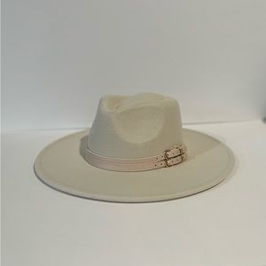 Vegan Felt Wide Brim Hat